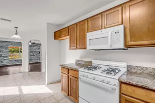 9738 Gulfstream Dr, Conroe, TX 77303 - Photo 18