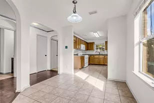 9738 Gulfstream Dr, Conroe, TX 77303 - Photo 12