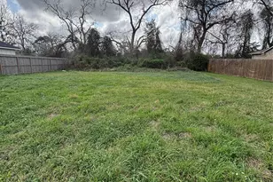 2510 Ridgewood Dr, West Columbia, TX 77486 - Photo 1