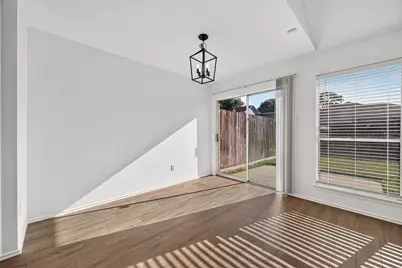 11410 Sunny Creek Drive, Houston, TX 77066 - Photo 8