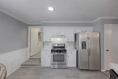 147 Thunderbird Drive, Conroe, TX 77304 - Photo 10
