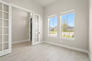 294 Peninsula Pt Dr, Montgomery, TX 77356 - Photo 4