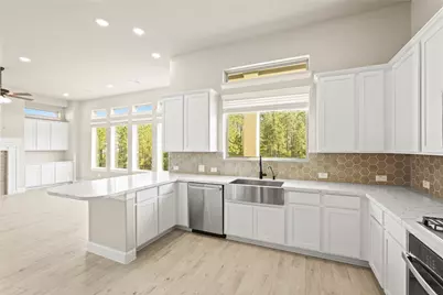 294 Peninsula Point Drive, Montgomery, TX 77356 - Photo 10