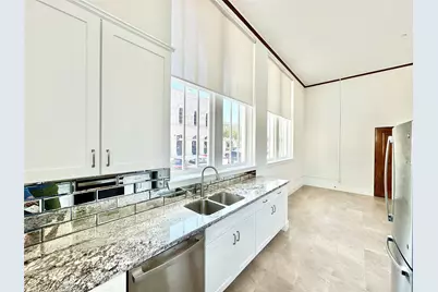 2102 Mechanic Street #102, Galveston, TX 77550 - Photo 4