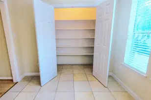 830 E Heights Hollow Ln, Houston, TX 77007 - Photo 14