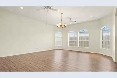 426 27th Street, San Leon, TX 77539 - Photo 4