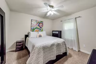 6702 Springcrest Dr, Sugar Land, TX 77479 - Photo 20