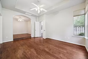 6 Douvaine Ct, The Woodlands, TX 77382 - Photo 12