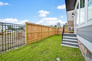 14007 Memorial Reserve Pl, Houston, TX 77079 - Photo 8