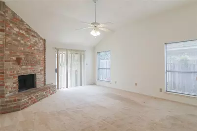 10802 Sashay Drive, Houston, TX 77099 - Photo 4