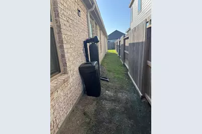 10443 Cecilia Star Lane, Richmond, TX 77406 - Photo 4