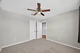 718 Harvest Bluff Dr, Rosharon, TX 77583 - Photo 26