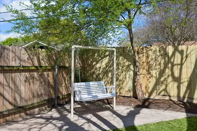 5718 Viking Drive, Houston, TX 77092 - Photo 20