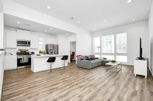 1107 Highland Square Ln, Houston, TX 77091 - Photo 2