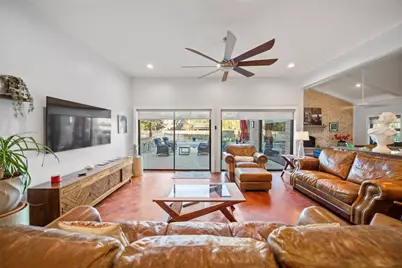 4 Thunderbird Drive, Conroe, TX 77304 - Photo 12