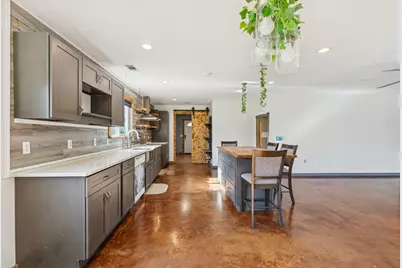 392 Robert E Lee Lane, Livingston, TX 77351 - Photo 8