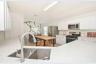 7902 Crescent Village Lane, Richmond, TX 77407 - Photo 16
