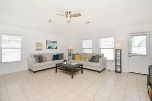 7902 Crescent Village Ln, Richmond, TX 77407 - Photo 8