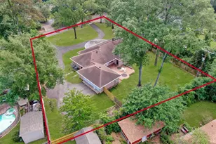 3 Briarwood Dr, Conroe, TX 77301 - Photo 42