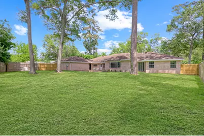 3 Briarwood Drive, Conroe, TX 77301 - Photo 38