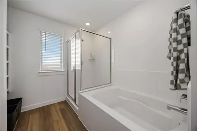 10318 Largent Hollow Trail, Houston, TX 77051 - Photo 14