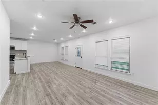 8237 Madera Rd, Houston, TX 77078 - Photo 10