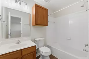 12927 Iris Garden Ln, Houston, TX 77044 - Photo 32