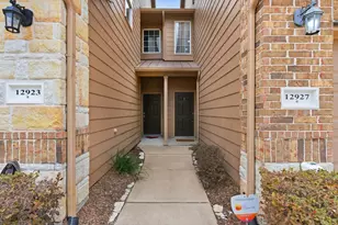 12927 Iris Garden Ln, Houston, TX 77044 - Photo 6