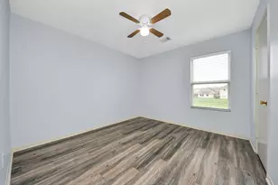 8802 Leadore Dr, Houston, TX 77040 - Photo 16