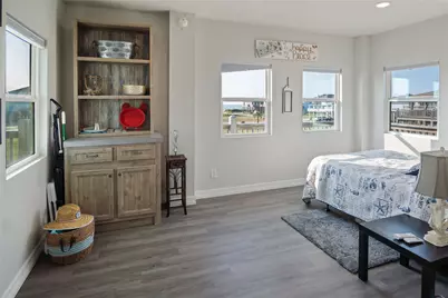 855 S Sage Road, Crystal Beach, TX 77650 - Photo 18