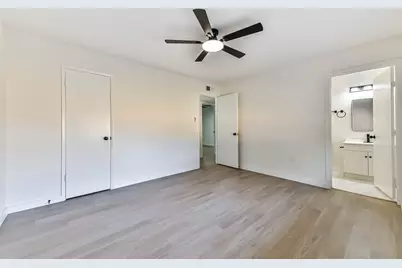 1918 Huntress Lane, Houston, TX 77062 - Photo 16