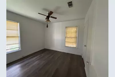 612 Winding Way Street, Lake Jackson, TX 77566 - Photo 8