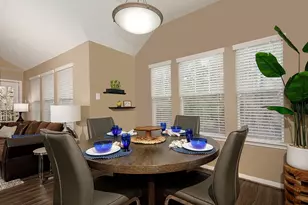 60 Woodlily Pl, The Woodlands, TX 77382 - Photo 8