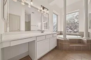 4603 Red Hawk Ct W, Sugar Land, TX 77479 - Photo 38