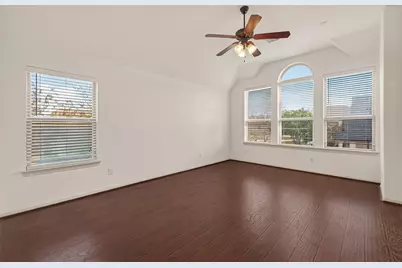 4603 Red Hawk Court W, Sugar Land, TX 77479 - Photo 30
