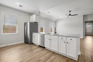 15683 Honey Cv Dr, Conroe, TX 77303 - Photo 10