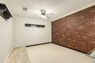 3425 Van Ness Dr, Alvin, TX 77511 - Photo 18