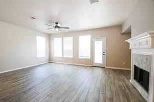 5410 Linden Grove Ct, Sugar Land, TX 77479 - Photo 8