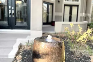 211 Wedgewood Dr, Montgomery, TX 77356 - Photo 2