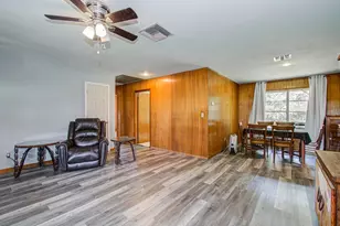 414 Forest St, Columbus, TX 78934 - Photo 14