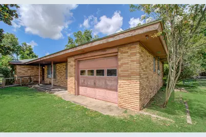 414 Forest Street, Columbus, TX 78934 - Photo 6