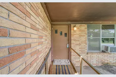 414 Forest Street, Columbus, TX 78934 - Photo 8