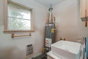 414 Forest St, Columbus, TX 78934 - Photo 24