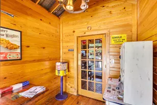 203 W Elder St, Colmesneil, TX 75938 - Photo 8