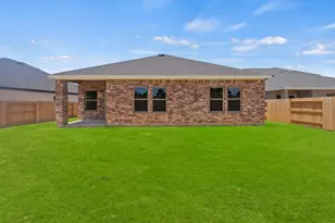 6718 Pebble Blf Ct, Cove, TX 77523 - Photo 30