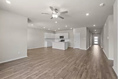 6718 Pebble Bluff Court, Cove, TX 77523 - Photo 10