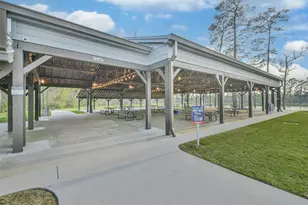 562 Dry Fork Ln, Conroe, TX 77304 - Photo 16