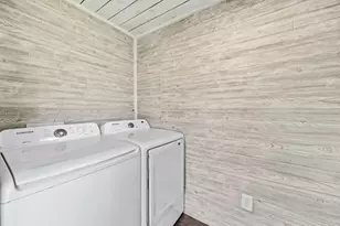 319 County Rd 2218, Cleveland, TX 77327 - Photo 20