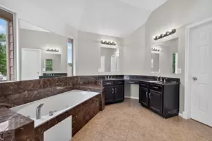 12039 Sweet Hall Ln, Houston, TX 77067 - Photo 36