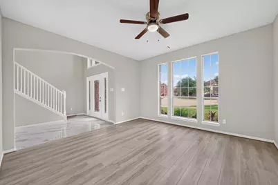 12039 Sweet Hall Lane, Houston, TX 77067 - Photo 8